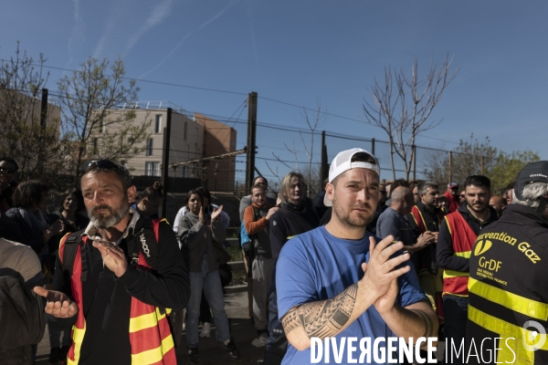 Vote des retraites vu du Port de Marseille