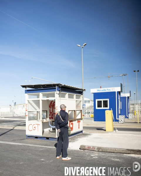 Vote des retraites vu du Port de Marseille