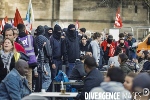 RETRAITE, Blocage par l intersyndicale des voies de trains à la gare de Bordeaux