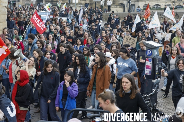 RETRAITE, Blocage par l intersyndicale des voies de trains à la gare de Bordeaux