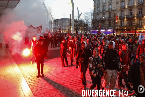 RETRAITE, Blocage par l intersyndicale des voies de trains à la gare de Bordeaux