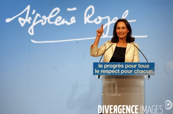 Meeting de segolene royal a paris