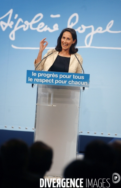 Meeting de segolene royal a paris