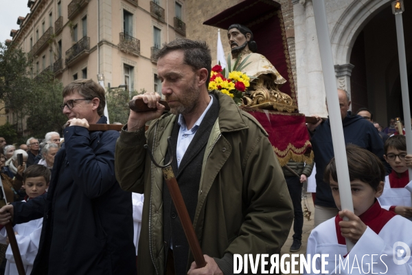 Procession poutr la pluie à Perpignan