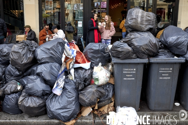 Poubelle La Vie - Paris Grève des éboueurs