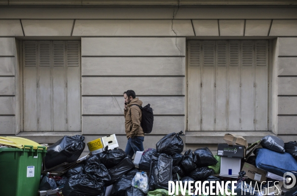 Greve des eboueurs a paris.