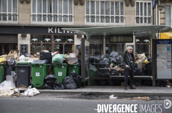 Greve des eboueurs a paris.