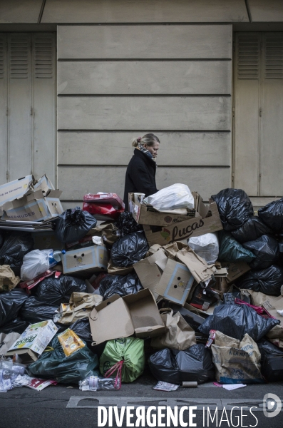 Greve des eboueurs a paris.