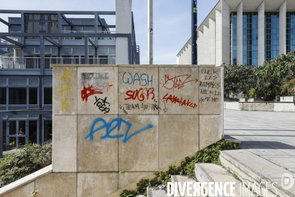 Manifestation intersyndicale contre la réforme des retraites devant la préfecture de la Gironde