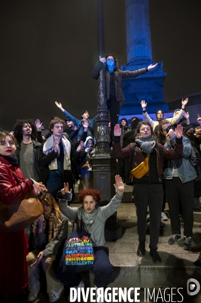 REFORME DES RETRAITES, nuit agitée dans Paris après le vote des motions de censure, le 20/03/2023