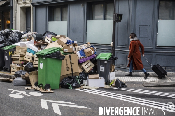 Greve des eboueurs a paris.