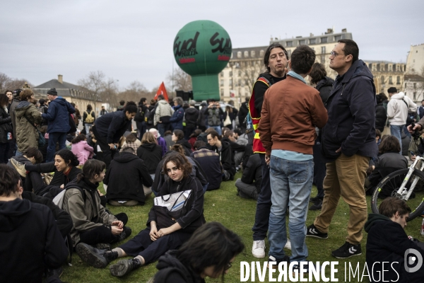 Rassemblement Place Vauban contre la réforme des retraites 20032023