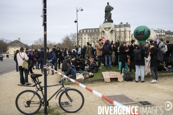 Rassemblement Place Vauban contre la réforme des retraites 20032023