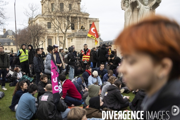 Rassemblement Place Vauban contre la réforme des retraites 20032023