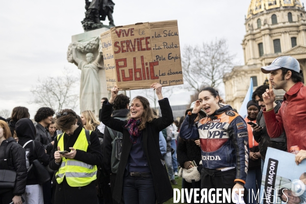 Rassemblement Place Vauban contre la réforme des retraites 20032023