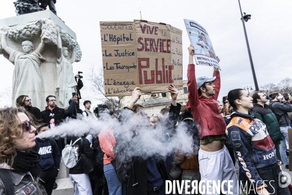 Rassemblement Place Vauban contre la réforme des retraites 20032023