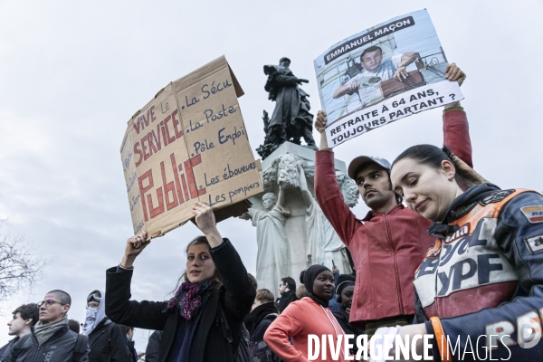 Rassemblement Place Vauban contre la réforme des retraites 20032023