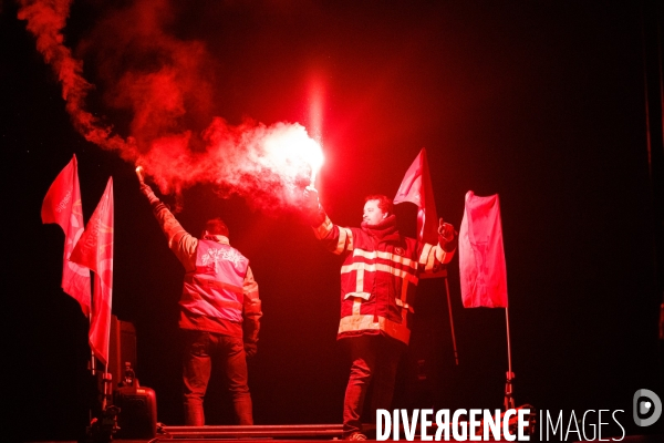 Manifestation nocturne contre la réforme des retraites