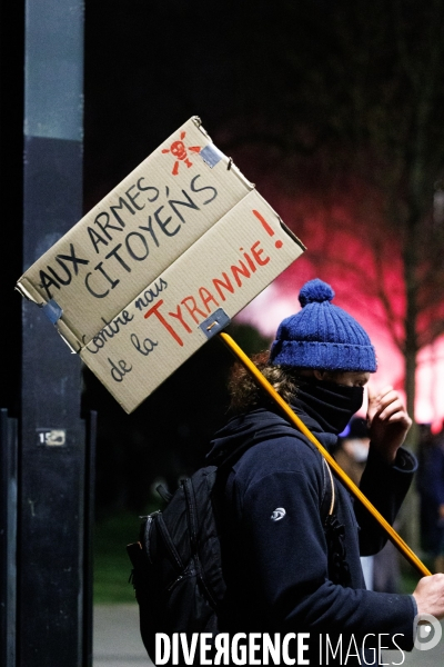 Manifestation nocturne contre la réforme des retraites