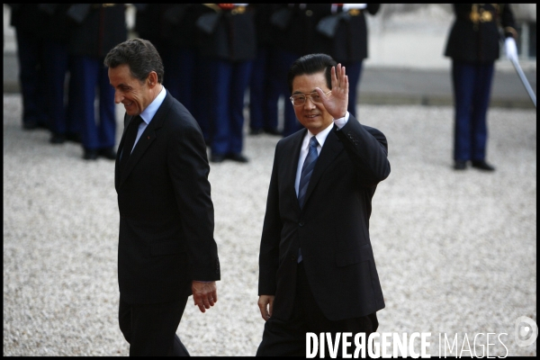 Nicolas sarkozy recoit le president chinois hun jintao