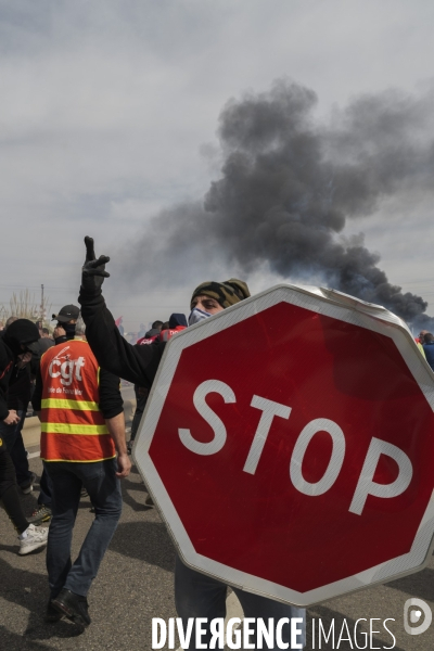 FOS : Protestation contre les réquisitions DPF