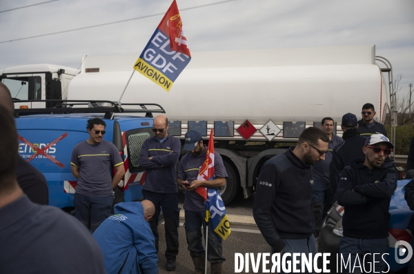 FOS : Protestation contre les réquisitions DPF