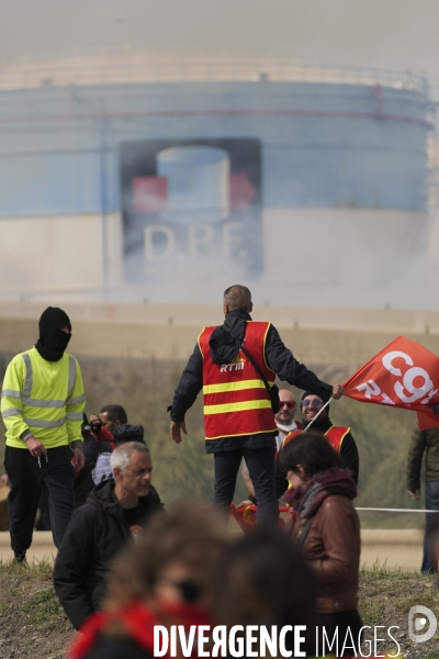 FOS : Protestation contre les réquisitions DPF