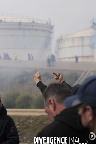 FOS : Protestation contre les réquisitions DPF