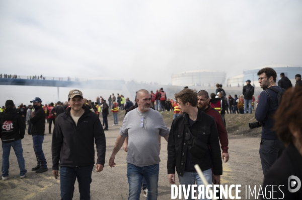 FOS : Protestation contre les réquisitions DPF