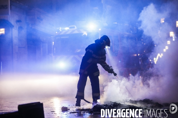 Manifestation qui dégénère dans les rues de Bordeaux.