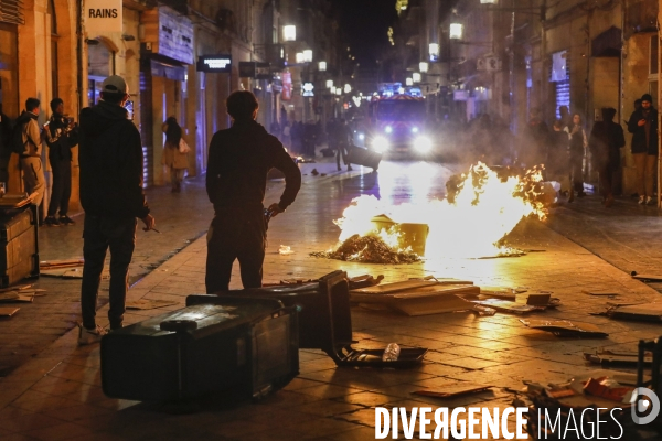 Manifestation qui dégénère dans les rues de Bordeaux.