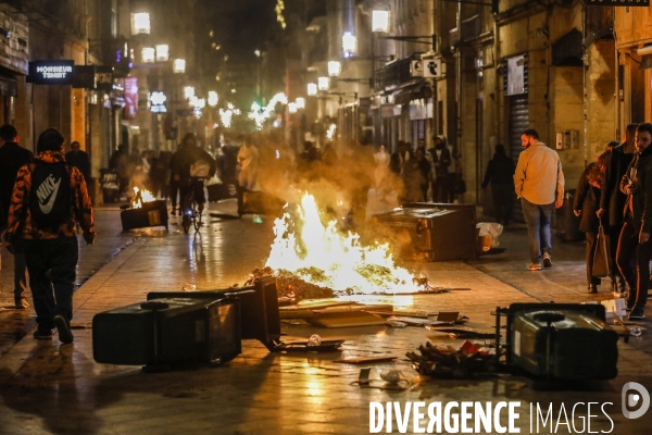 Manifestation qui dégénère dans les rues de Bordeaux.