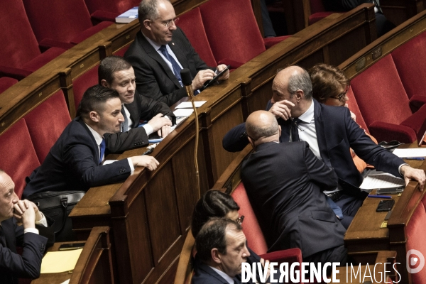 Motion de censure contre le gouvernement Borne