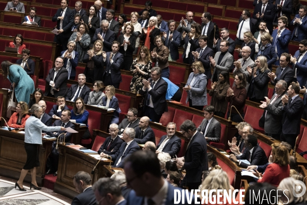 Motion de censure contre le gouvernement Borne