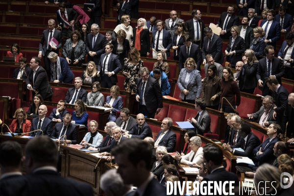 Motion de censure contre le gouvernement Borne