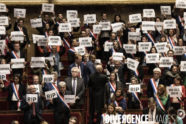 Motion de censure contre le gouvernement Borne