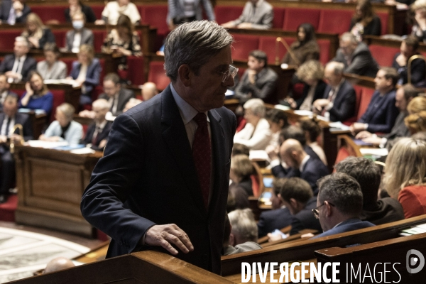 Motion de censure contre le gouvernement Borne
