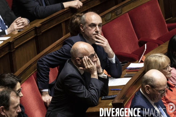 Motion de censure contre le gouvernement Borne