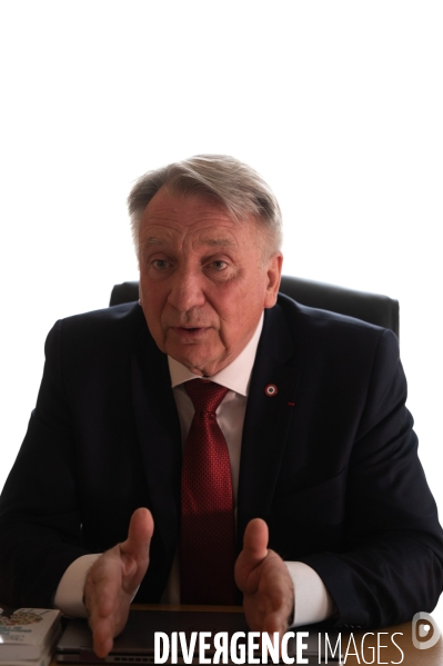 Roger Chudeau. Député RN.