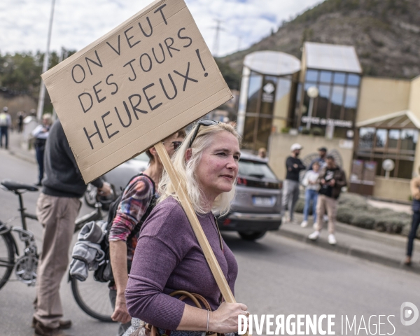 Manifestation contre la réforme des retraites. Digne Les Bains.