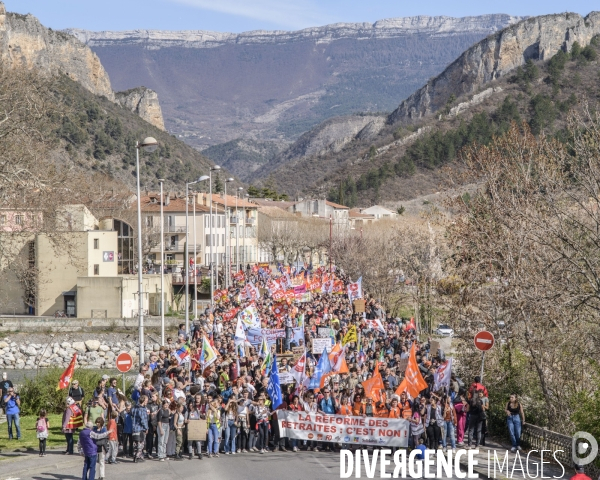 Manifestation contre la réforme des retraites. Digne Les Bains.