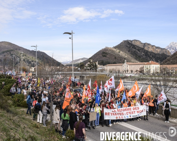 Manifestation contre la réforme des retraites. Digne Les Bains.