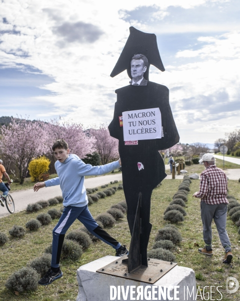 Manifestation contre la réforme des retraites. Digne Les Bains.