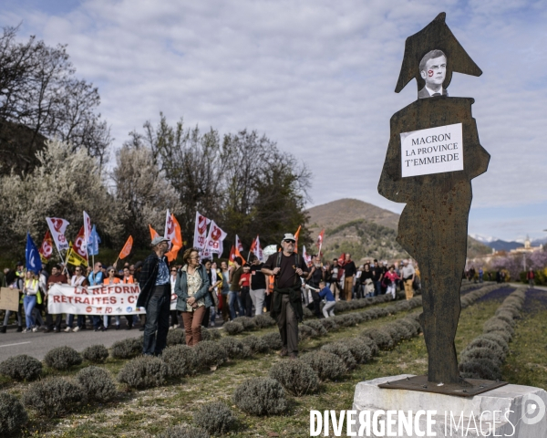 Manifestation contre la réforme des retraites. Digne Les Bains.