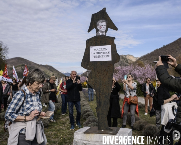 Manifestation contre la réforme des retraites. Digne Les Bains.