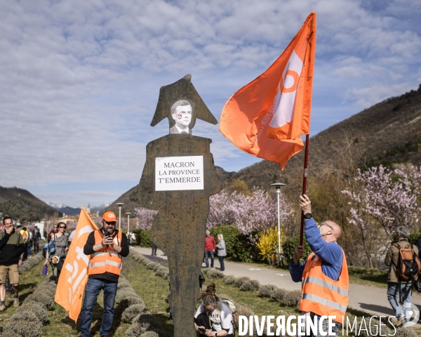 Manifestation contre la réforme des retraites. Digne Les Bains.