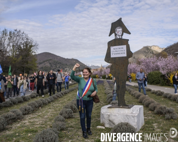 Manifestation contre la réforme des retraites. Digne Les Bains.