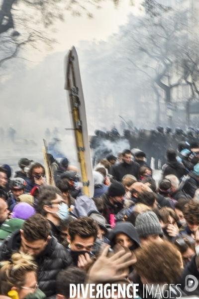 9éme round de manifestations contre la réforme des retraites