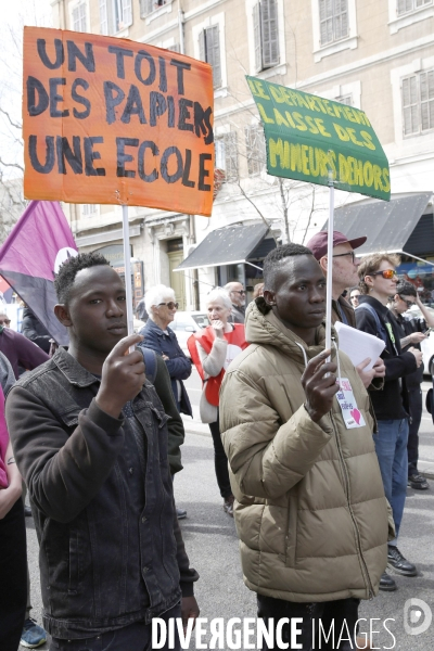 Appel national contre la loi immigration