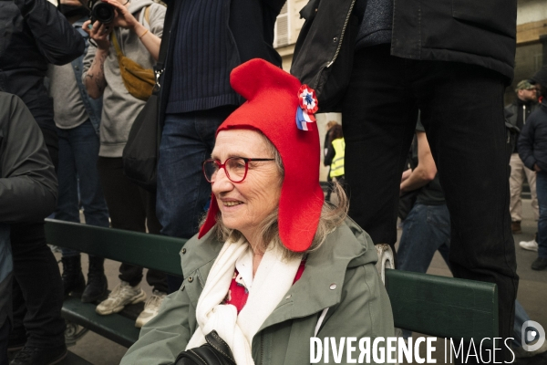 Fra - manifestation contre la reforme des retraites - episode 9 - paris